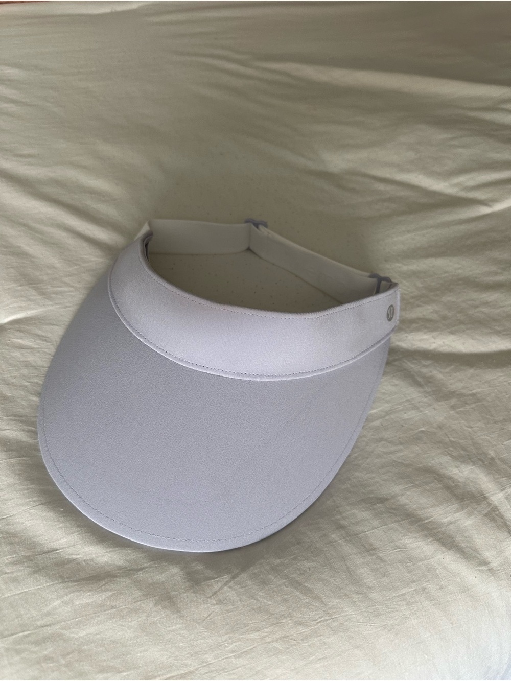 lululemon athletica Women’s Performance Visor- Lilac Purple